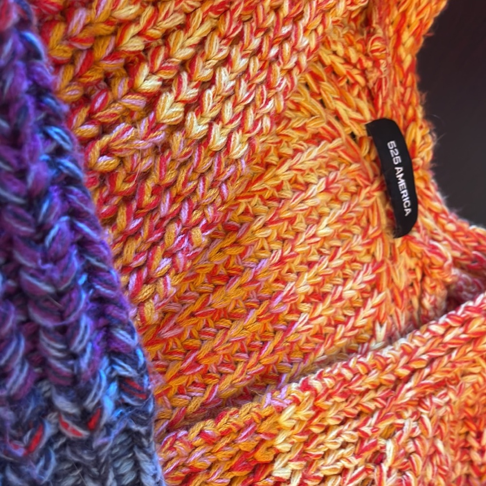 Colorful Knit Sweater - Picture 4 of 4